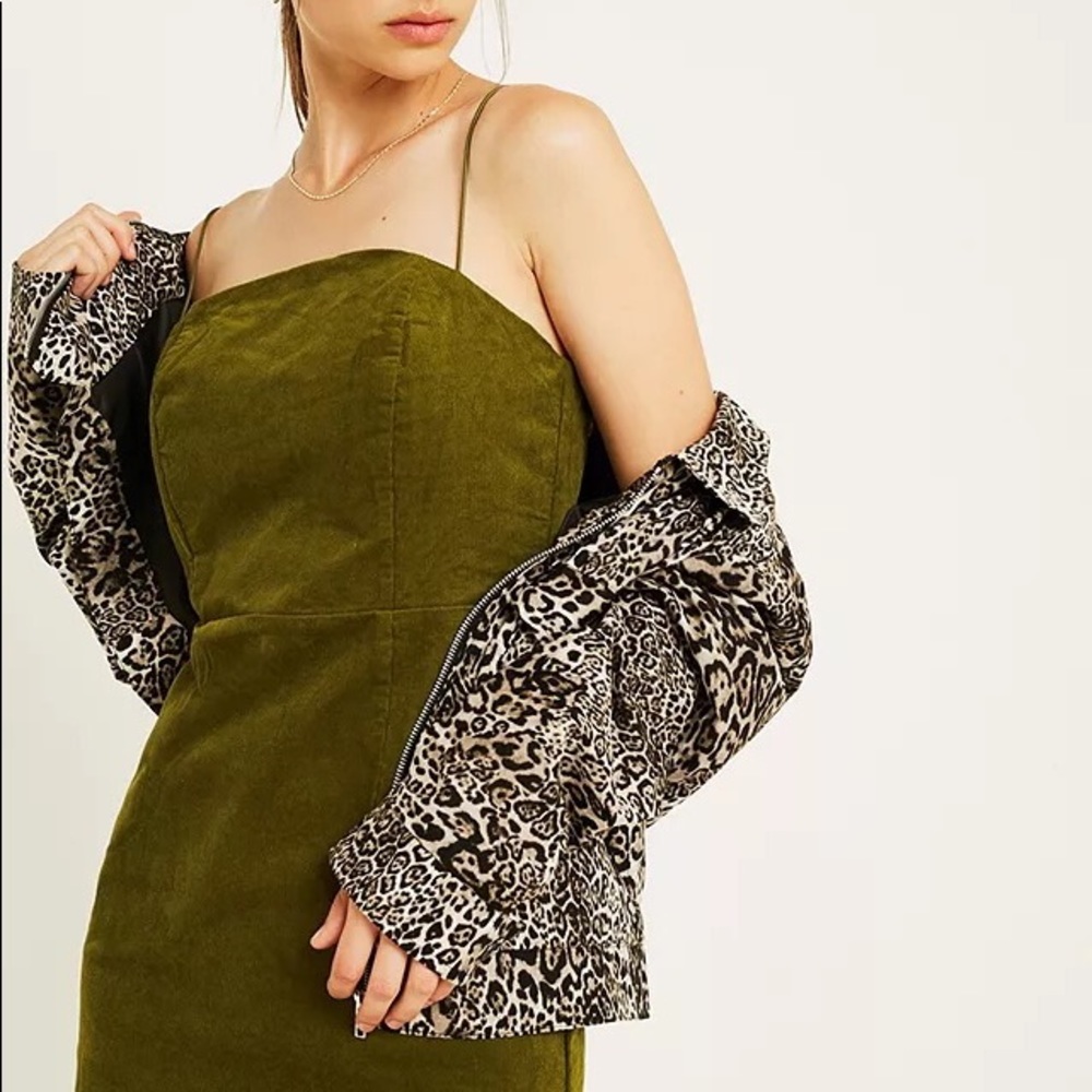 SOLD ON DEPOP - URBAN OUTFITTERS CORDUROY BODYCON DRESS